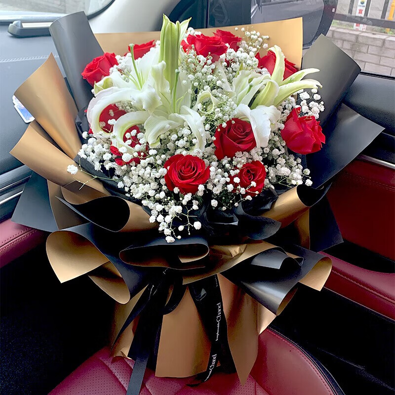 11���õ�壬6���ɫ�ٺϣ����������ǡ�